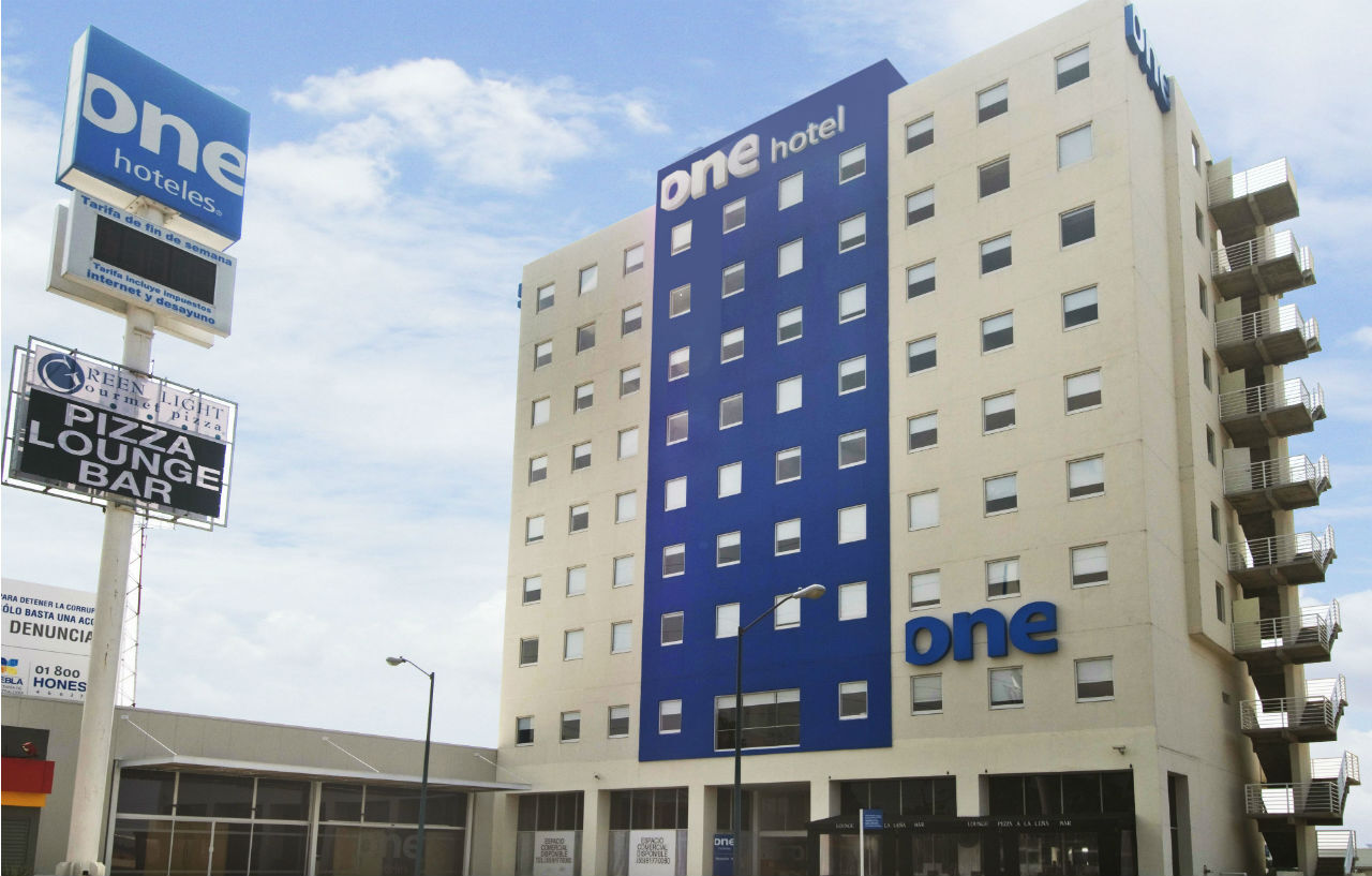 One Puebla Angelopolis Periferico Otel Dış mekan fotoğraf